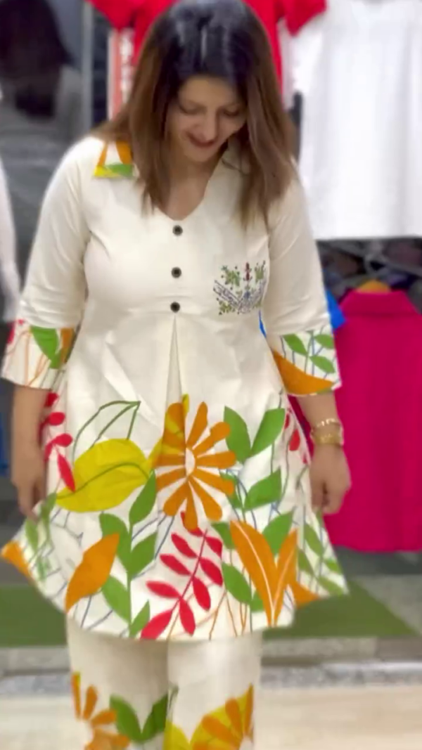 Office /Casual Wear Ethnic Kurti Plazzo Set - Image 6