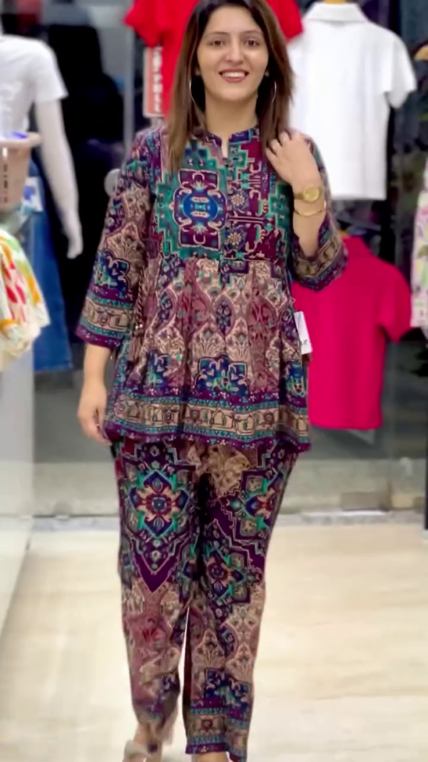 Office /Casual Wear Ethnic Kurti Plazzo Set - Image 4