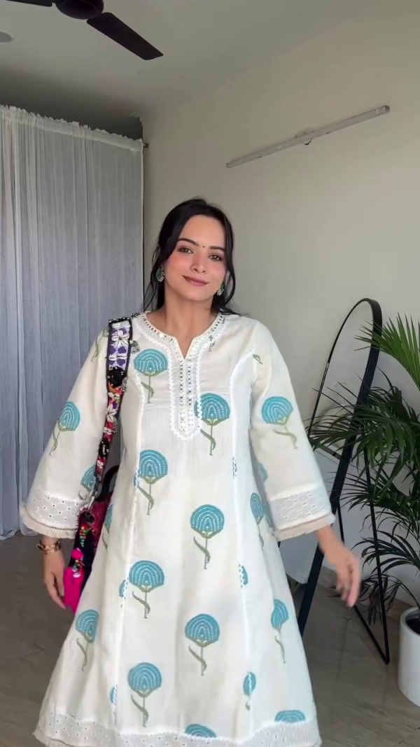 Women Khadi Cotton Kurta Pant Set - Image 4