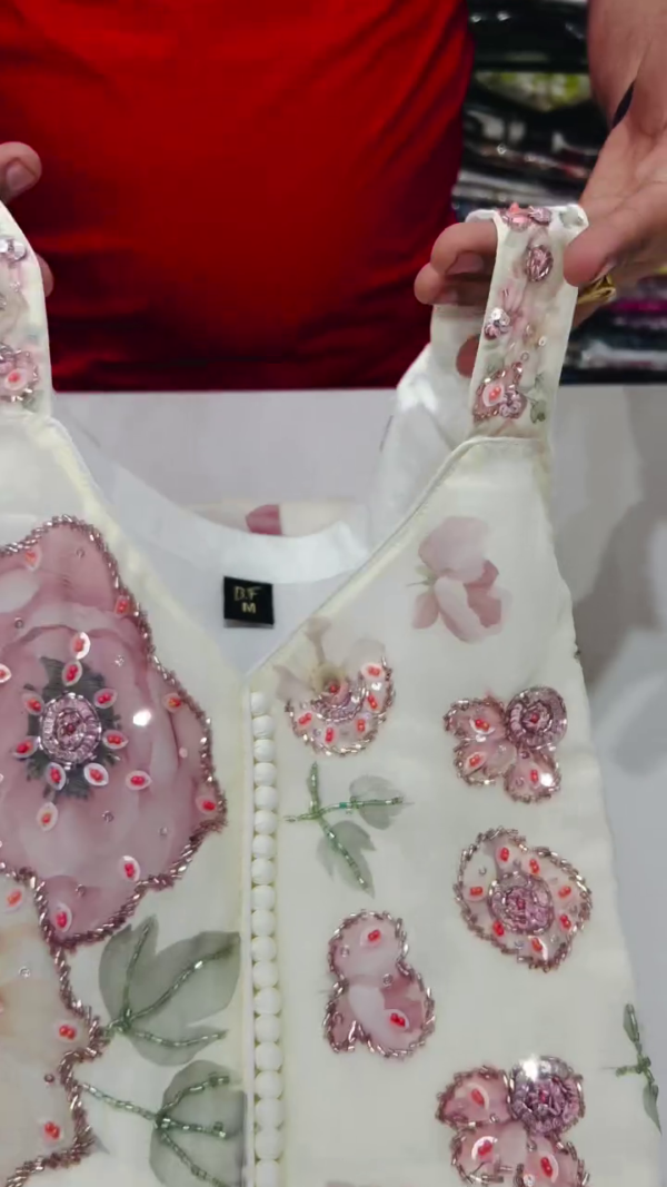 Enchanting Floral Elegance – A Multicolor Ethereal Ensemble 🌸 - Image 4