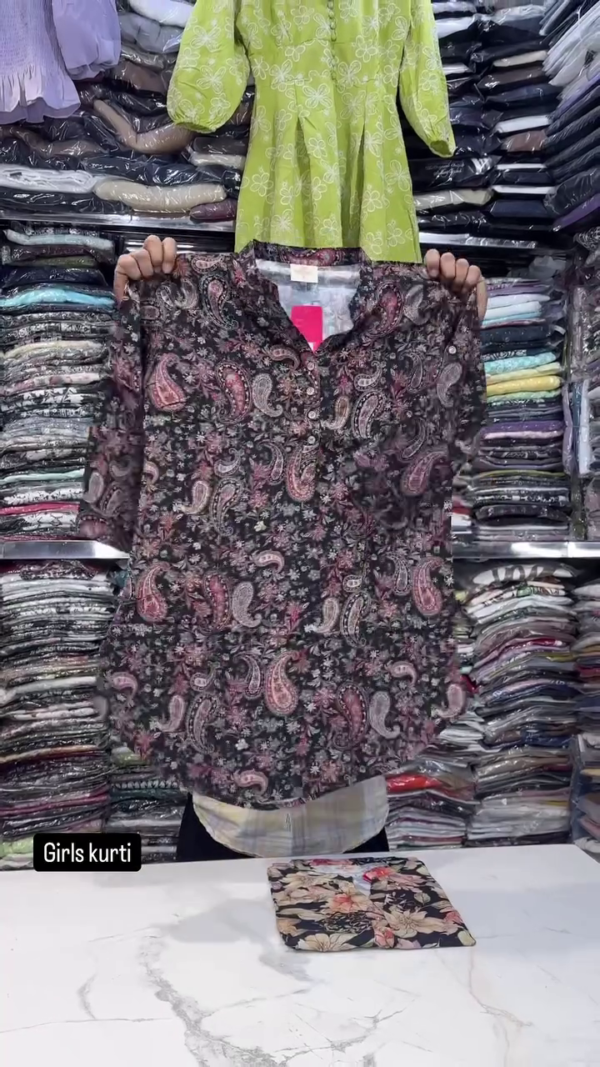 Stylish Designer Women Top & Tunics - Image 2